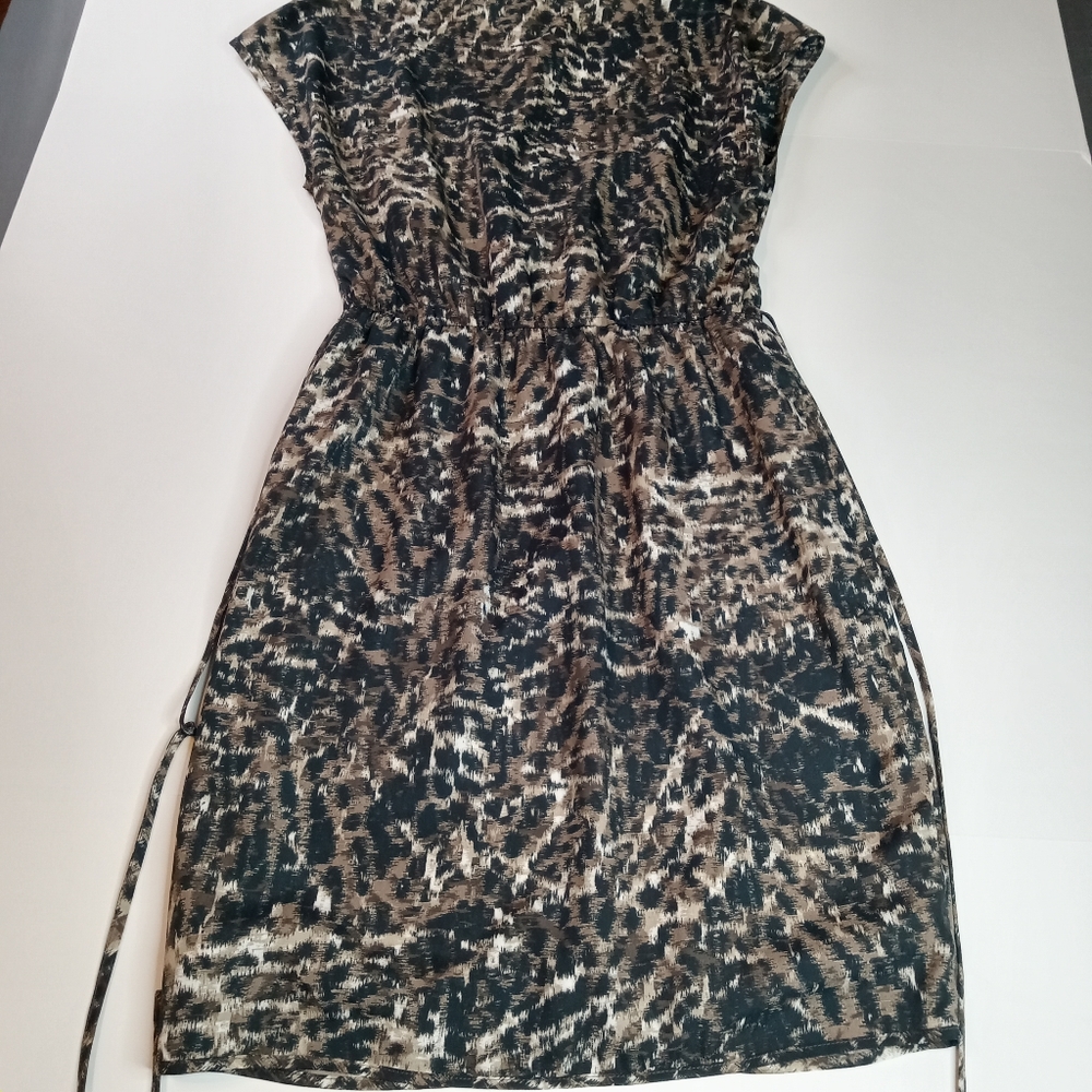 Dress - Picture 10 of 12